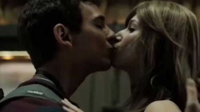 Beautiful Hot Kiss Scenes From The Movie Money Heist, Part 1