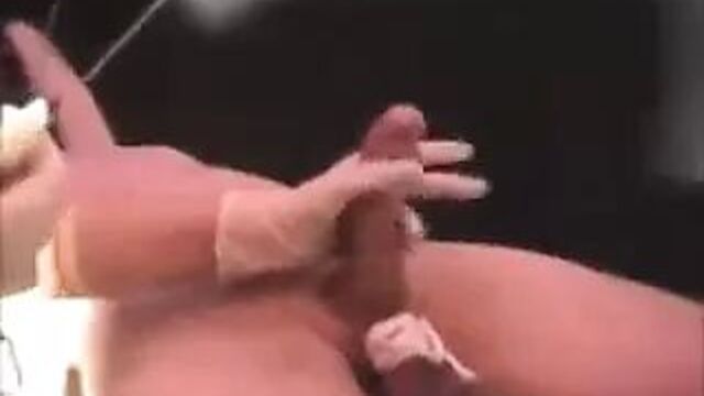 Needles in head cock