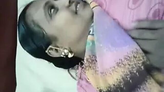 Desi ladka apni chubby mausi ko choda hotel mein