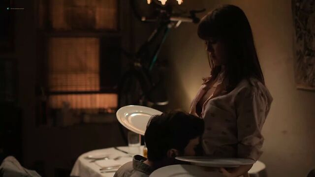 Caitlin Fitzgerald. Ella Purnell - ''Sweetbitter''