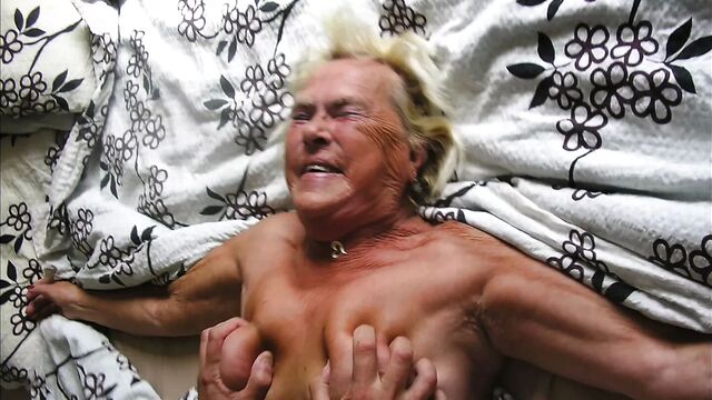 GRANNY SEX SHOW 6