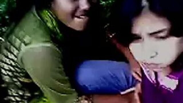 Amateur indian girls kiss