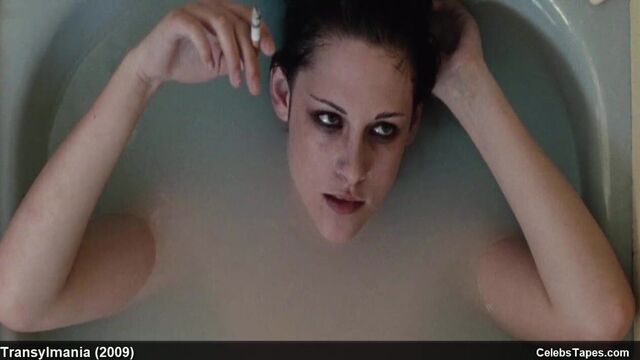 Kristen Stewart naked and underwear movie scenes