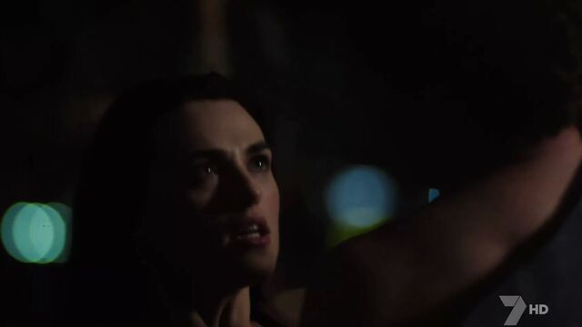 Katie McGrath - ''Secret Bridesmaids Business'' s1e05