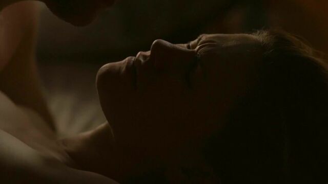 Anna Paquin - 'Bellevue' s1e07