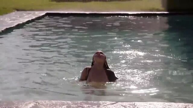 English actress Camilla Luddington Nude Californication 2012