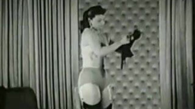 Bettie Page - Domineering Roz Strikes Back