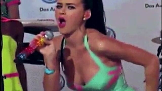 Katy perry mic blowjob hd