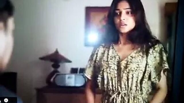 Radhika Apte hot marathi bolly actress exposing her pussy