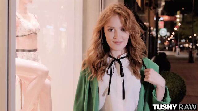 TUSHYRAW Classy bombshell Jia Lissa is a total anal freak