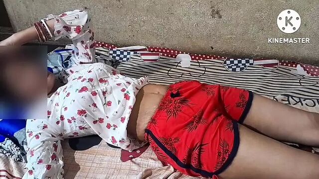 Apni bhabhi ko Akele pakar devor ne chod diya desi web series