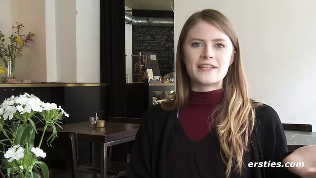 Teen Lucy - Legs Up, Pussy Spread Orgasm