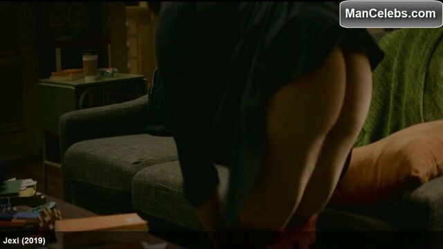 Adam Devine display naked bum