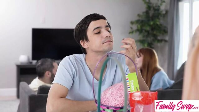 "Ok, If You Lick Something, That Does NOT Mean That You Own It!" Milf Summer Hart Shouts