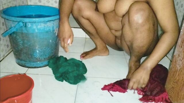 Bangla Beautiful Bhabhi Bathing Caught Decor - shopna25 .