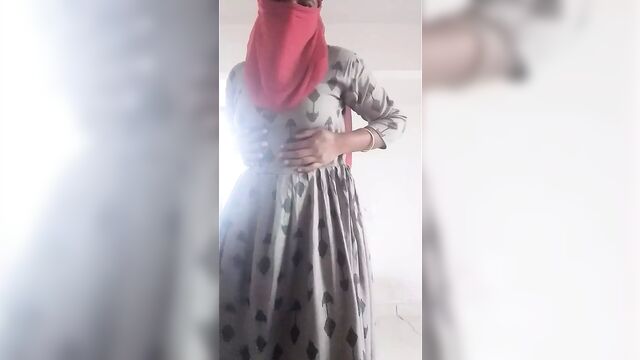 Tamil wife Swetha hot nude show