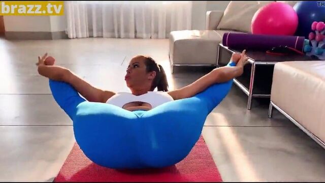 Alexis Fawx demands workout sex, brazzers 2021