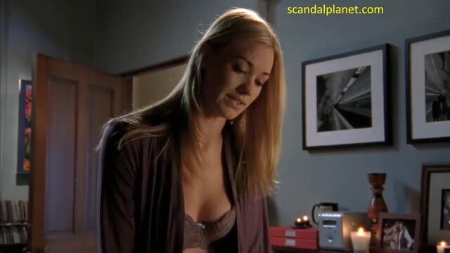 Yvonne Strahovski Boobs In Chuck Series - ScandalPlanet.Com