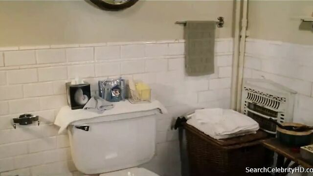 Jennifer Aniston and Catherine Bell - Bruce Almighty