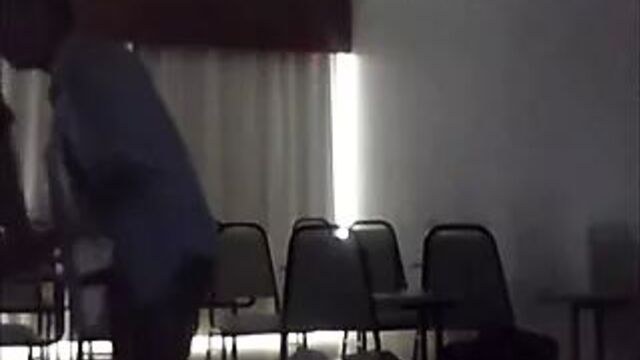 Aluna casada dando para o professor