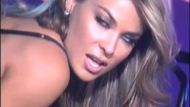 Christina Applegate, Carmen Electra - Maxim Pussycat Dolls