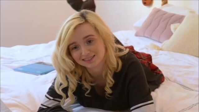 Super cute blonde girl gets fucked