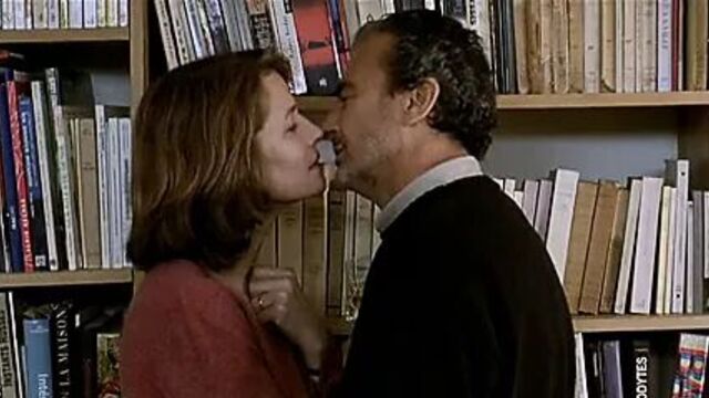 Under the Sand (2000)