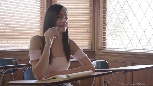 Lesbian Stepsisters - Emily Willis & Georgia Jones