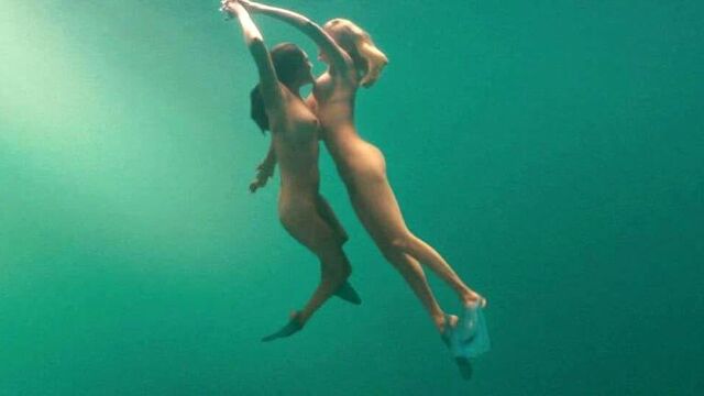 Kelly Brook & Riley Steele Nude Scene on ScandalPlanet.Com