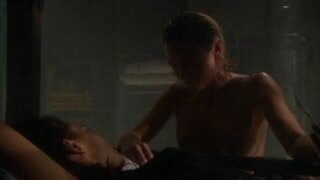 Kelly Carlson - Starship Troopers 2 01