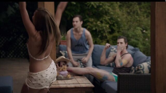 Lily Simmons, Scout Taylor-Compton - ''Dirty Lies''