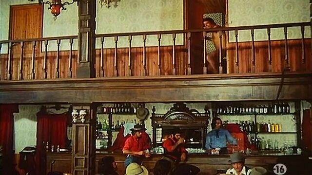 L'arriere-train sifflera trois fois (1975)