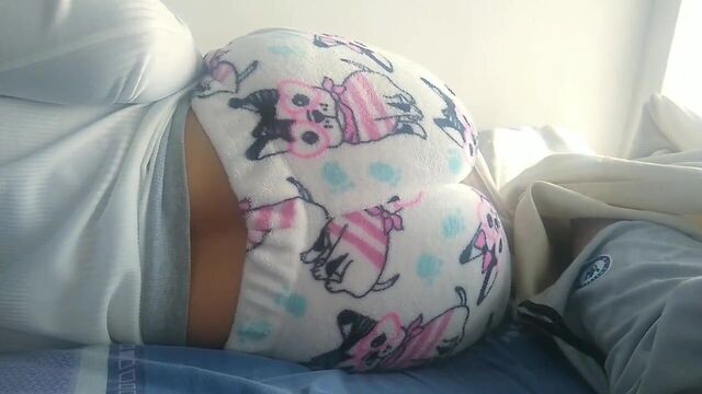 I let my stepson sleep with me, he takes the opportunity to fuck me