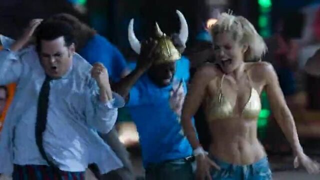 Nicki Whelan - The Wedding Ringer