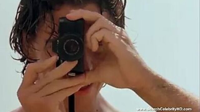 Yuliya Mayarchuk nude - Trasgredire (2000)