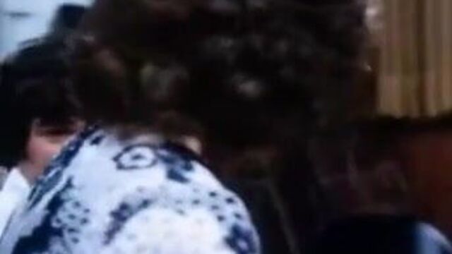 Linda Lovelace, Harry Reems in 70s porn brunette gives deep