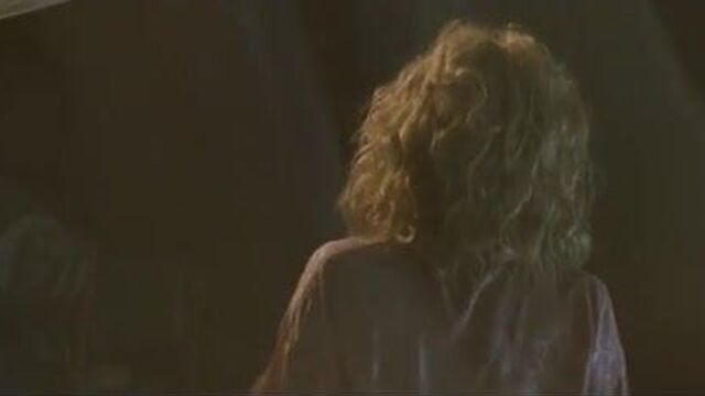 Kim Basinger - I Dreamed of Africa